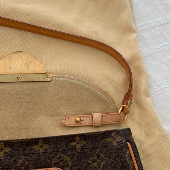 Louis Vuitton Monogram PM Beverly pouchette shoulder/clutch bag - Picture 4 of 12